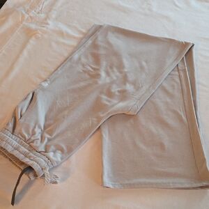 Vuori Light Khaki Joggers